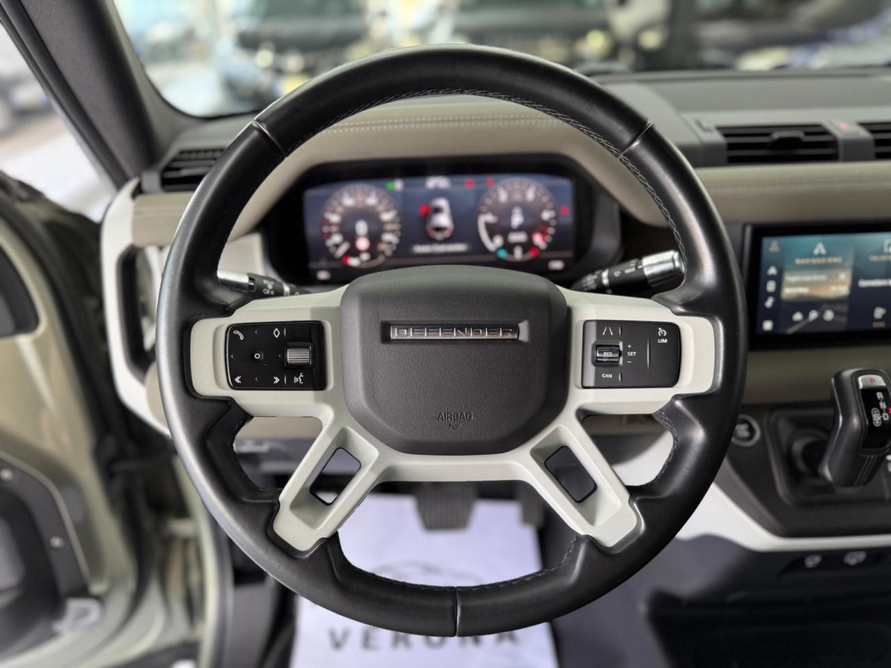 Land Rover Defender 110 3.0D I6 250 CV AWD Auto X-Dynamic HSE