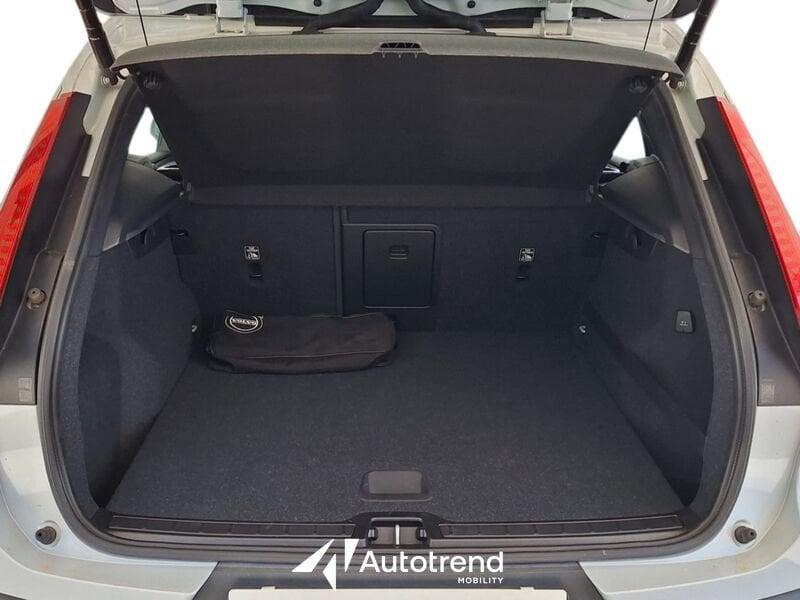 Volvo XC40 D3 150 CV AWD NAVI LED Business Plus
