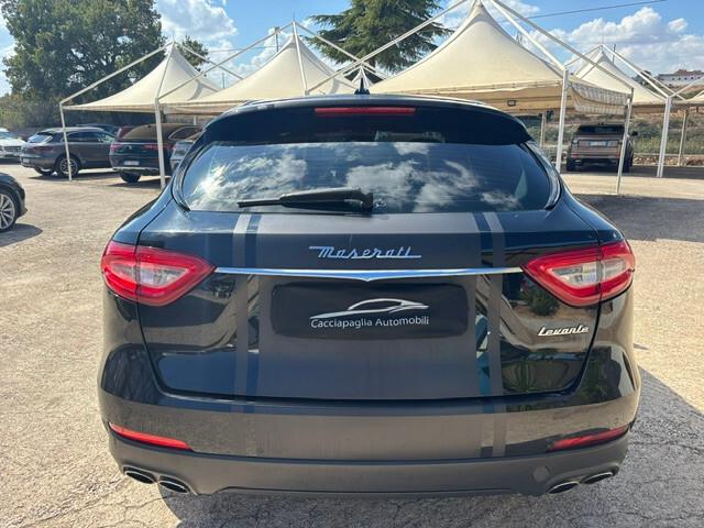 Maserati Levante 3.0 V6 Diesel 275 CV AWD 2017