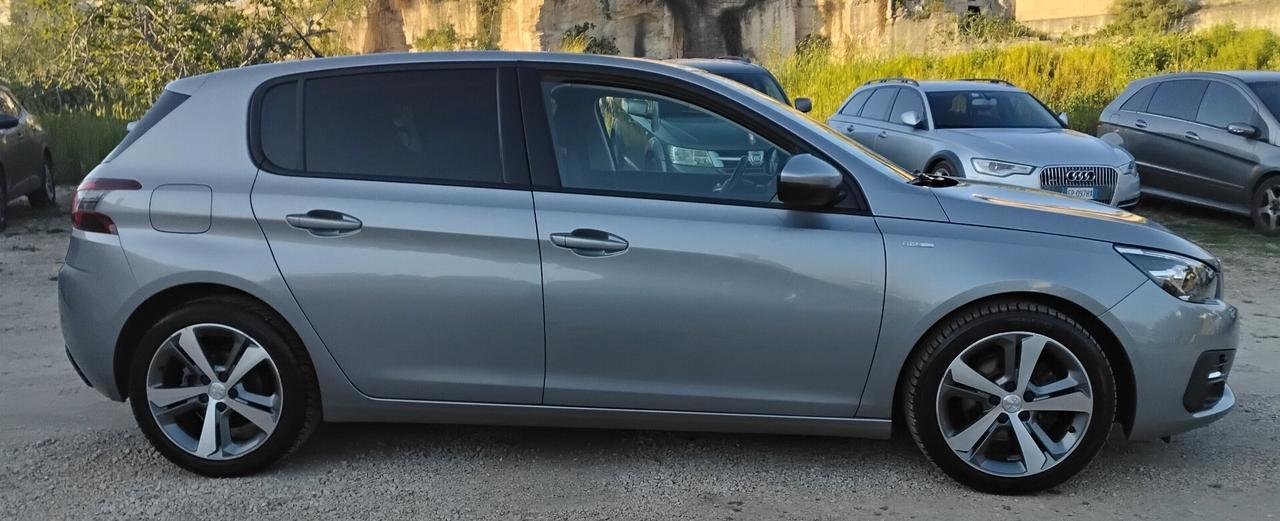 Peugeot 308 BlueHDi 130 S&S Allure