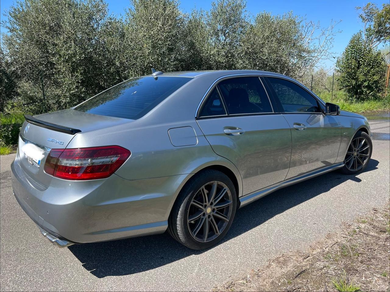 Mercedes-benz E 220 E 220 CDI BlueEFFICIENCY Avantgarde AMG