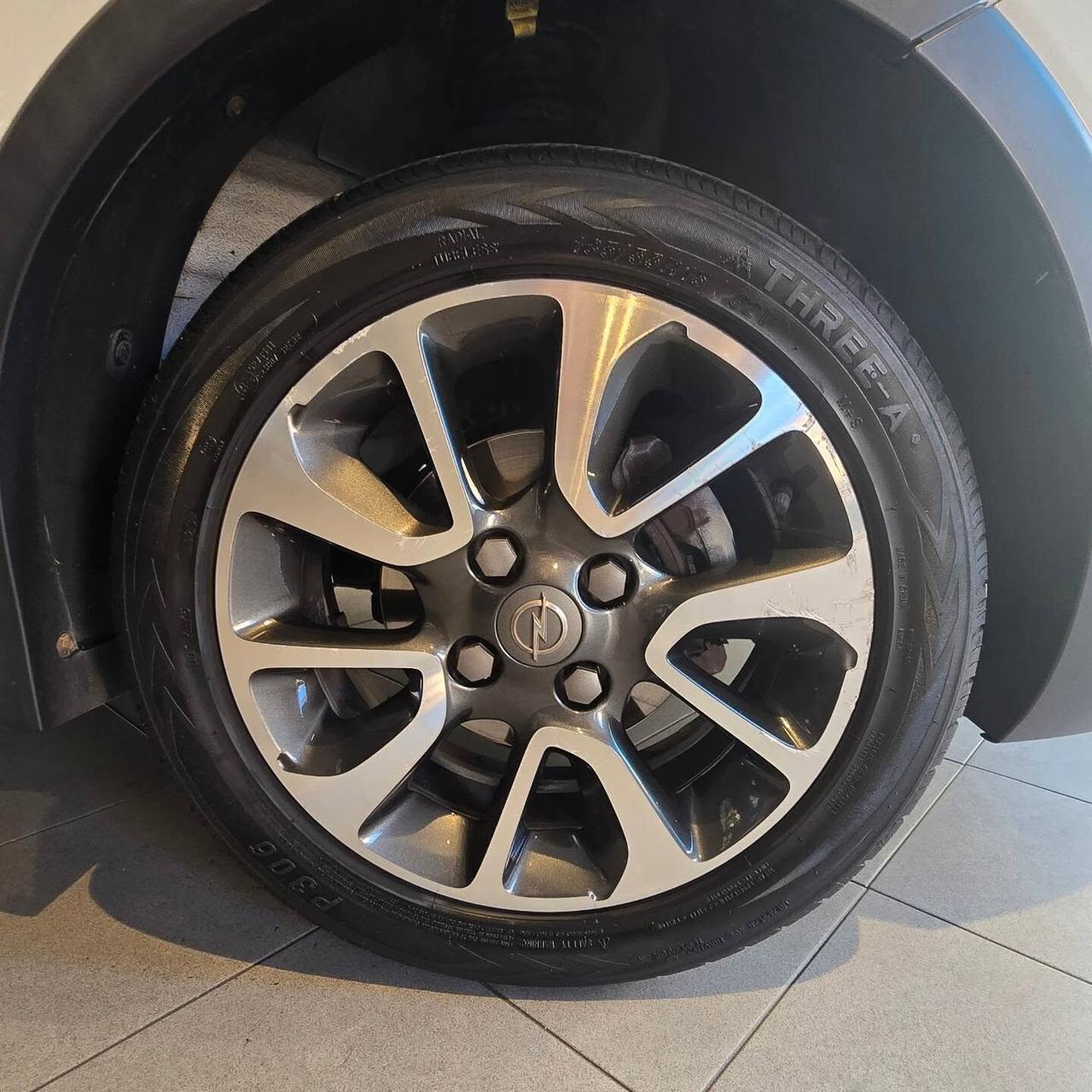 Opel Karl Rocks 1.0 73 CV