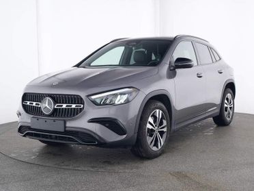 Mercedes-Benz GLA GLA 180 Automatic Progressive Advanced