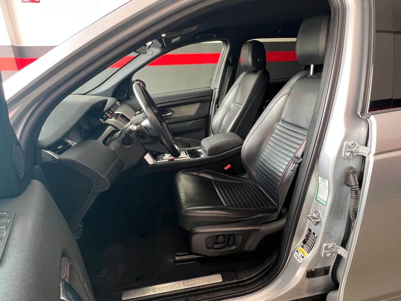 Land Rover Discovery Sport 2.0D I4-L.Flw 150 CV AWD Auto R-Dynamic SE