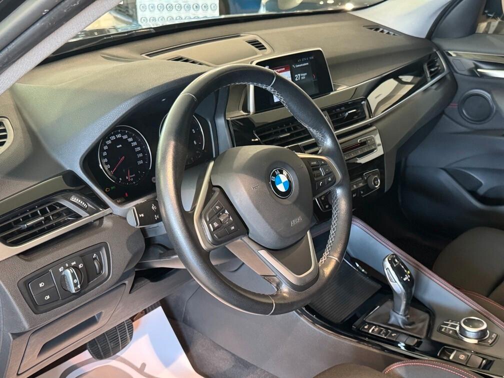 BMW X1 sdrive18d Sport auto my18 Led Navi Cam 18"