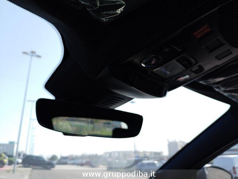 Jeep Avenger P2K E-Hybrid Altitude 1.2 110cv Dct Mh