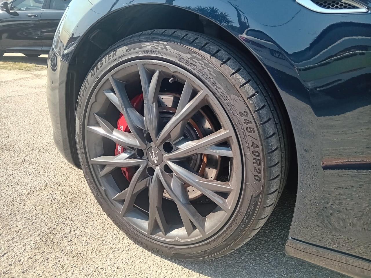 Maserati Ghibli V6 Diesel Gransport 275CV