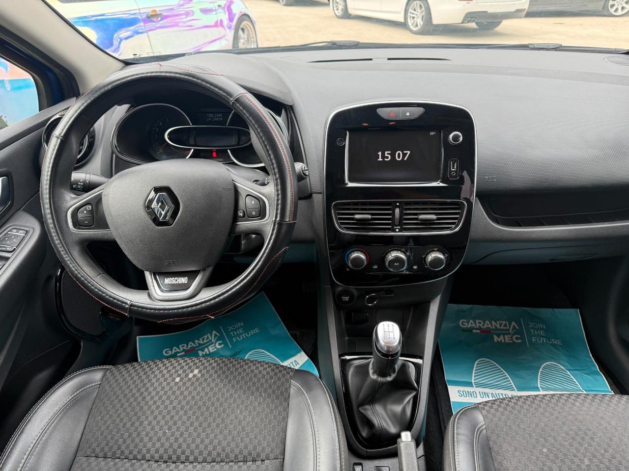 Renault Clio 90 CV 5 porte Moschino Intens /OK NEOPATENTATI