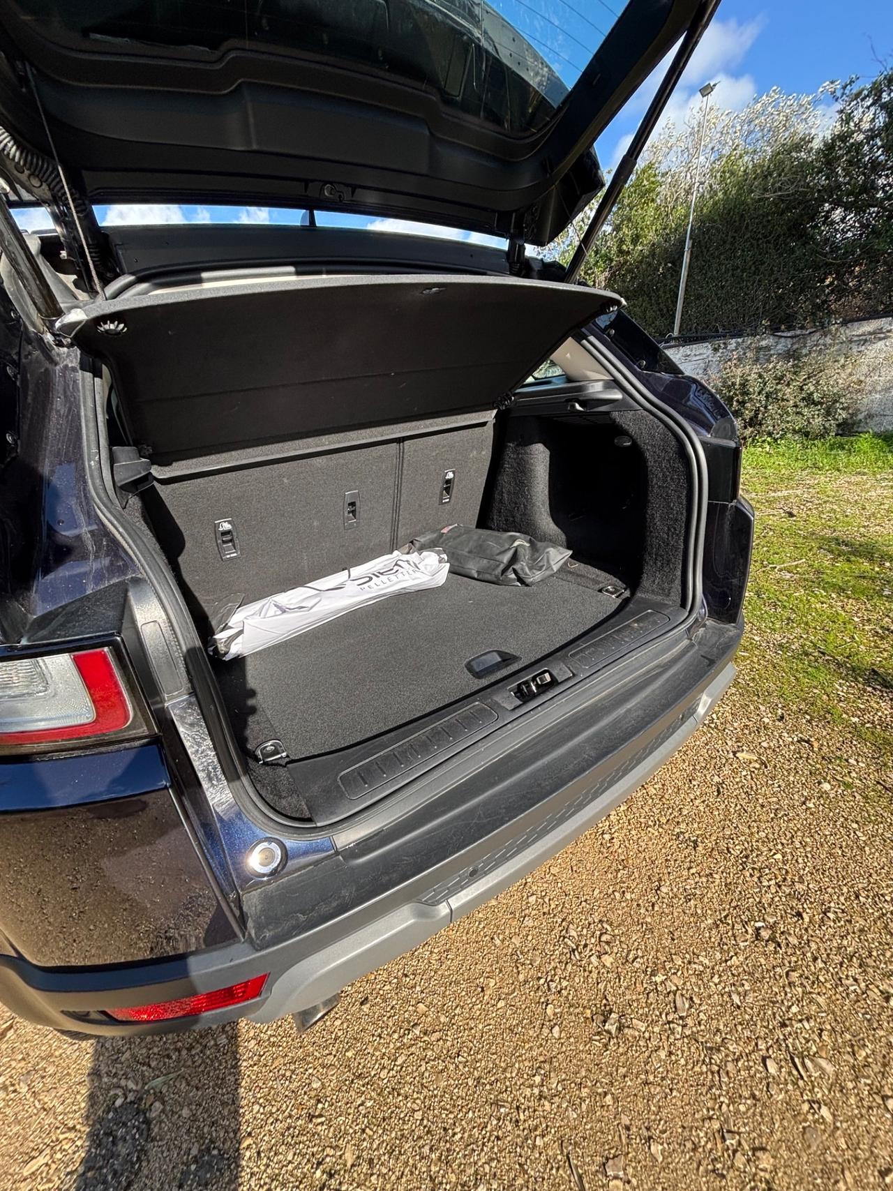 Land Rover Range Evoque 2.0 TD4 150 CV 5p. SE