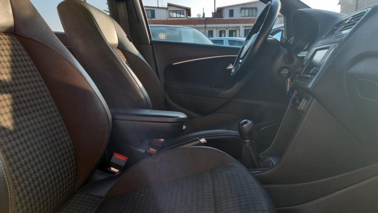Volkswagen Polo 1.4 TDI 90CV 5P ORIGINAL BLUEMOTION TECHNOLOGY 66KW
