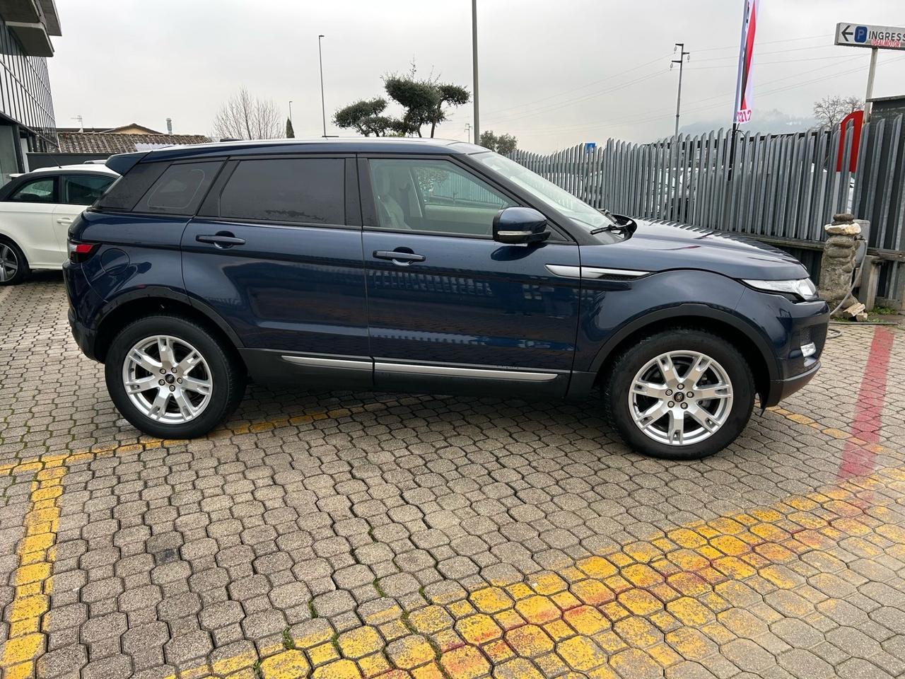 Range Rover Evoque 2.2 TD4 5p. Prestige