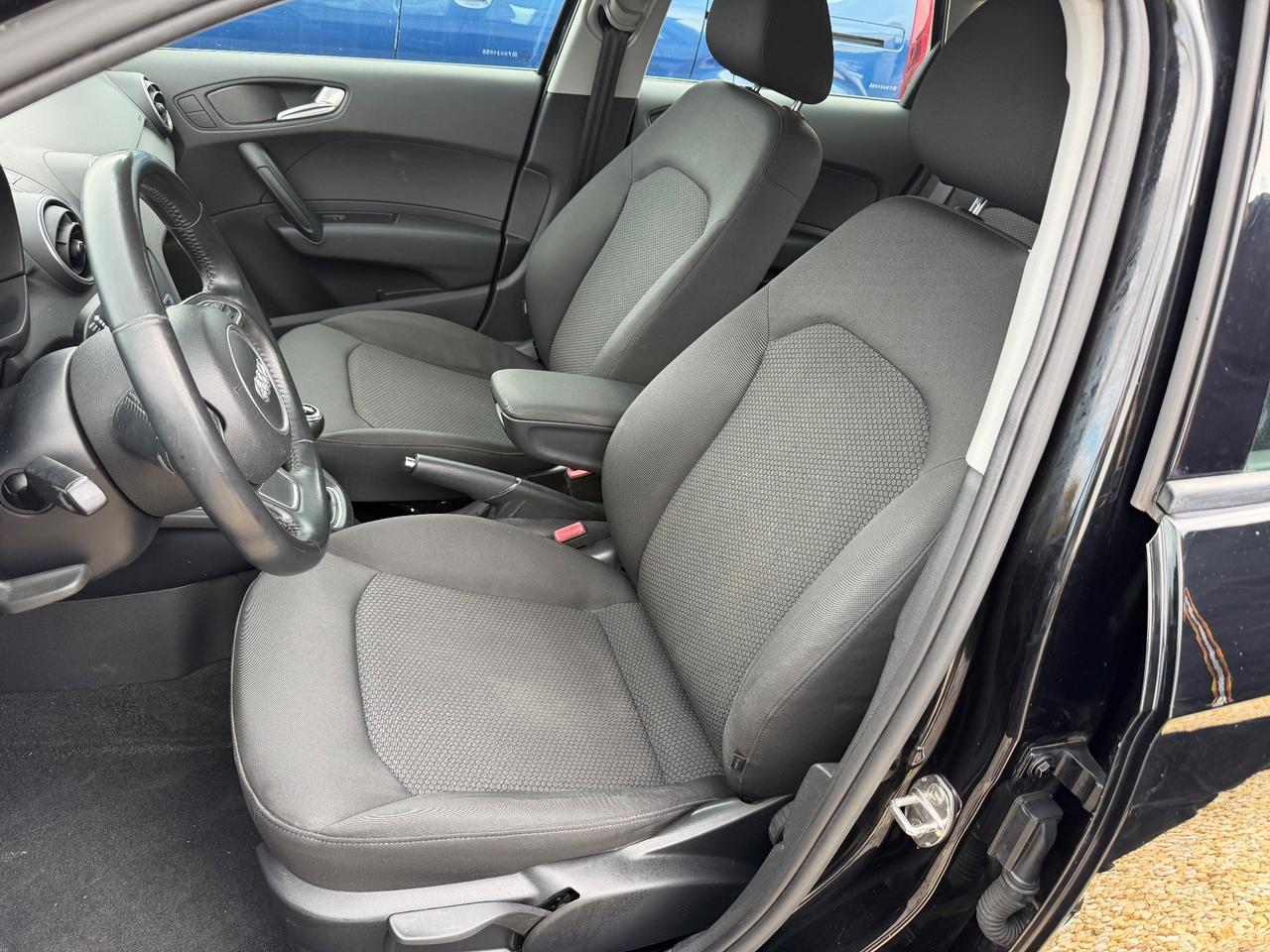 Audi A1 1.4 TDI ultra Metal plus 5 Porte