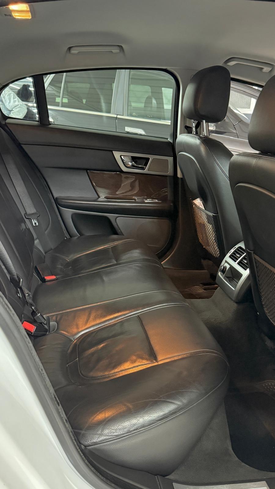 Jaguar XF 2.2 D 200 CV Premium Luxury