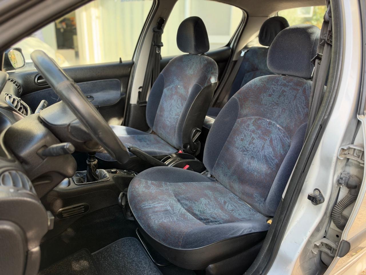 Peugeot 206 1.1 5p. XT GPL
