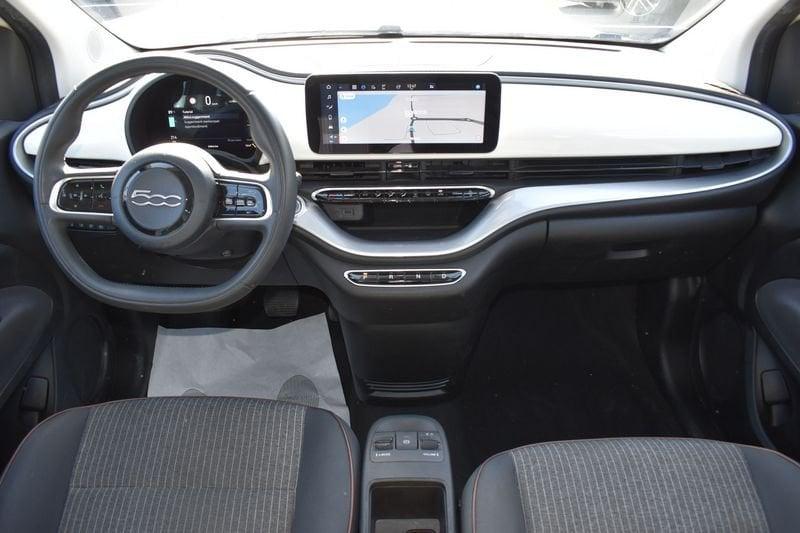 FIAT 500 500e Berlina 42 kWh Icon
