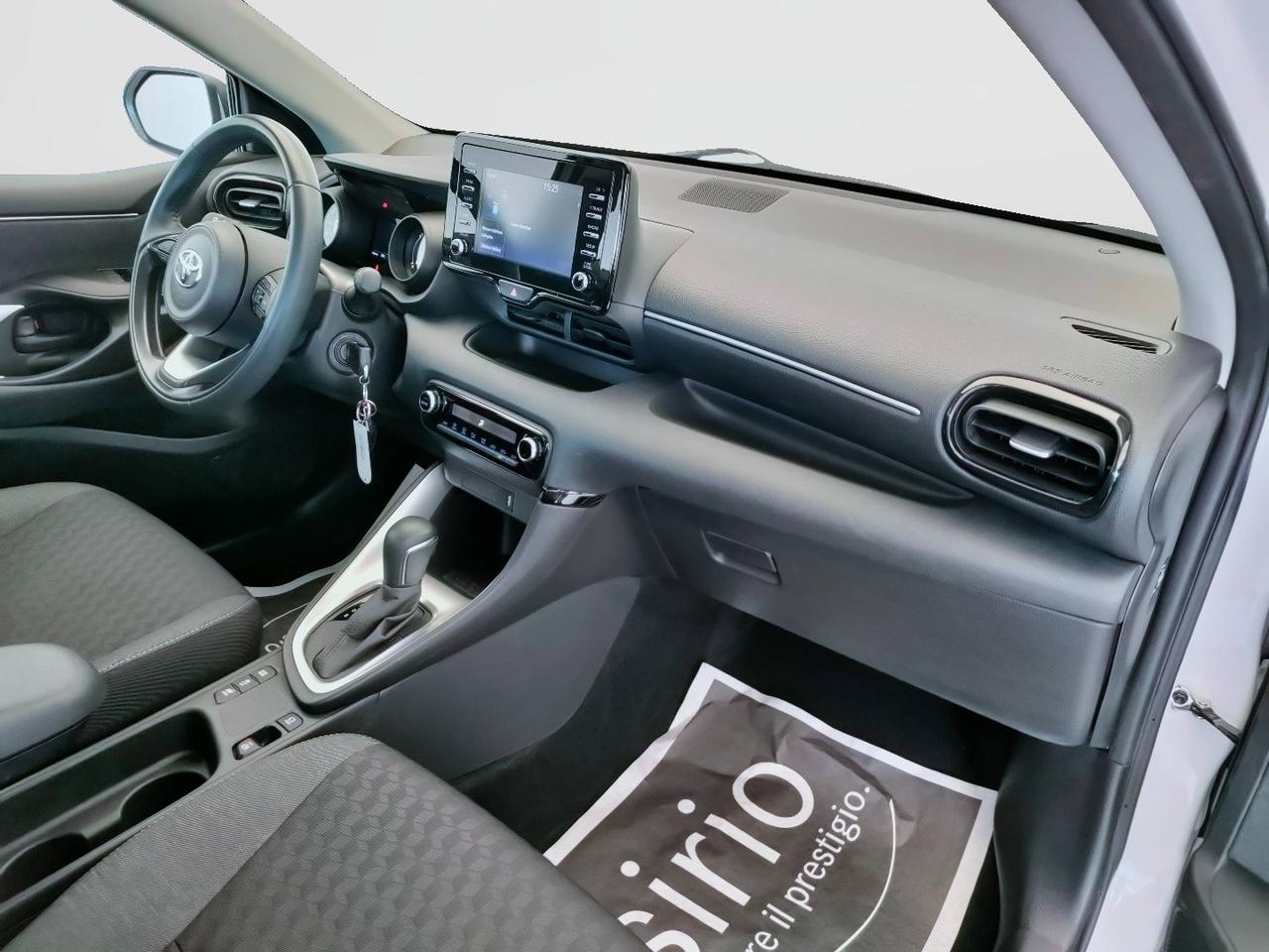 TOYOTA Yaris - TOYOTA Yaris 1.5 Hybrid 5 porte Trend