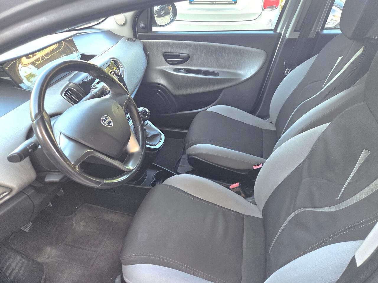 Lancia Ypsilon 1.2 SOLO 83000 KM TAGLIANDATA GARANZIA