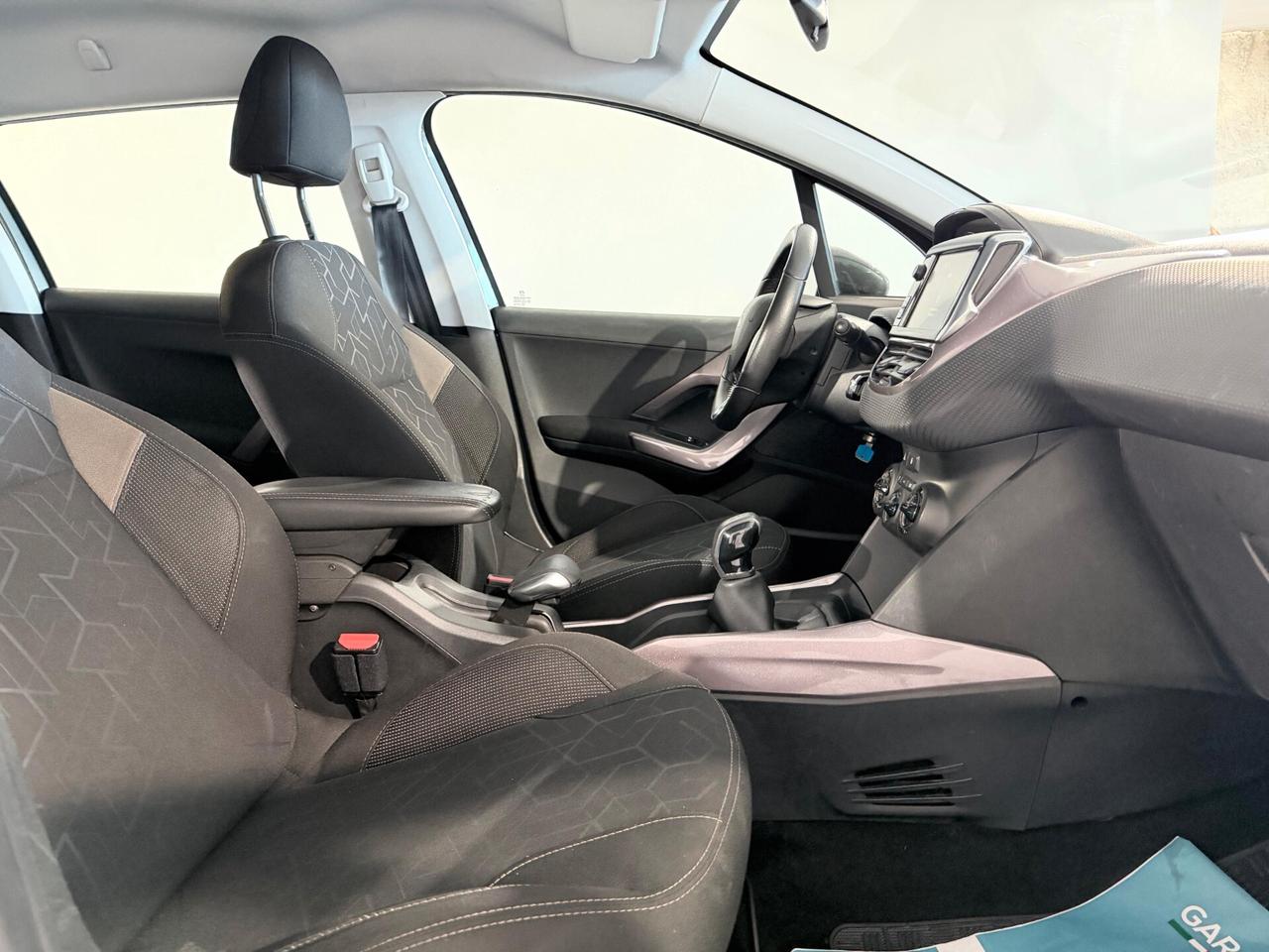 Peugeot 2008 BlueHDi 92CV PRONTA CONSEGNA NEOPATENTATI