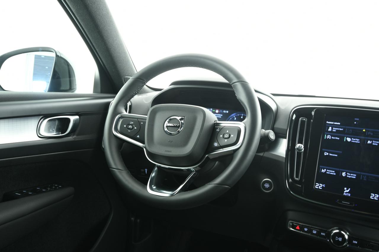VOLVO XC40 N1 1.5 T2 Momentum Core geartronic CAMERA+PREZZO+IVA