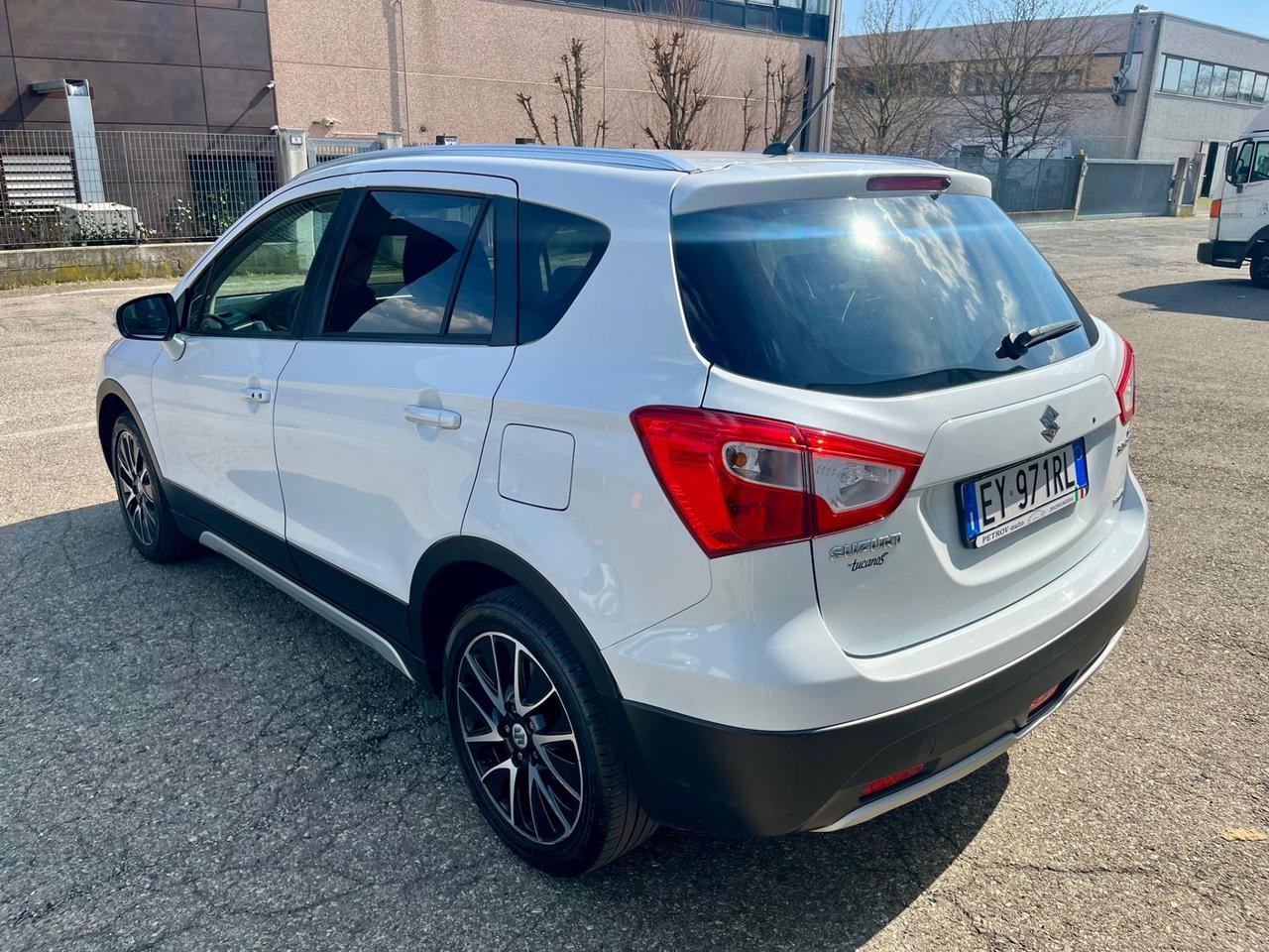 Suzuki S-Cross 1.6d 4WD 2015 145.000km perfetta