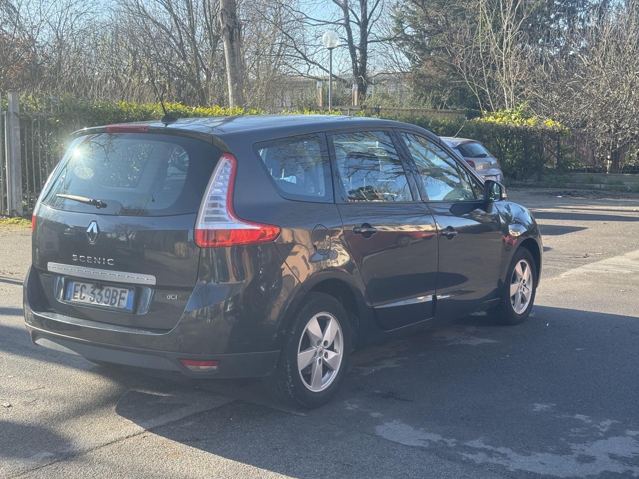 Renault Scenic Scénic 1.9 dCi 130CV Luxe 7 Posti