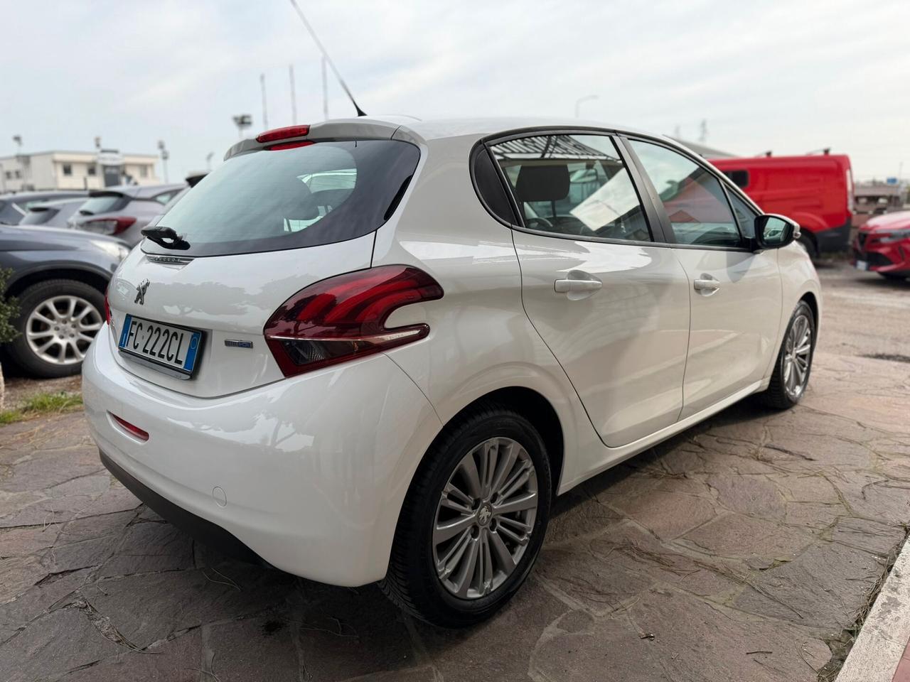 Peugeot 208 BlueHDi 75 S&S 5 porte Active