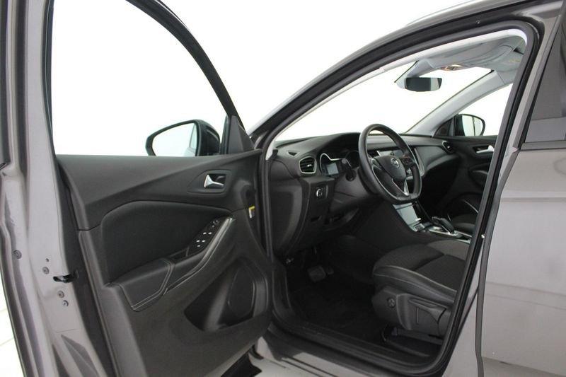 Opel Grandland 1.6 Hybrid Plug-in aut. FWD Design Line