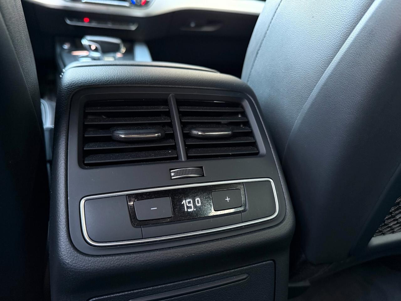 Audi A4 Avant 2.0 TDI 190 CV Sline