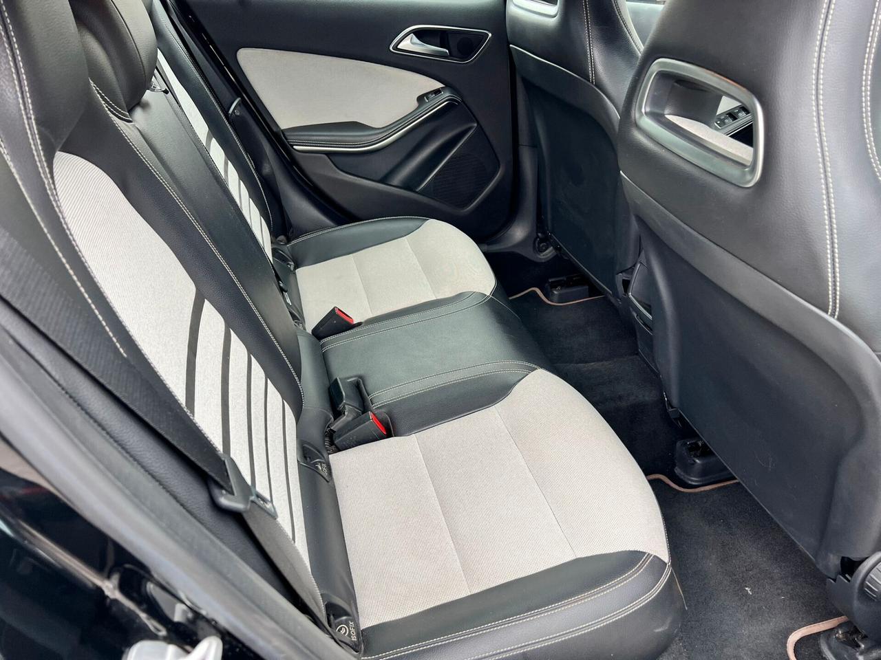 MERCEDES CLASSE A 180 1.5 CDI Premium - 2012