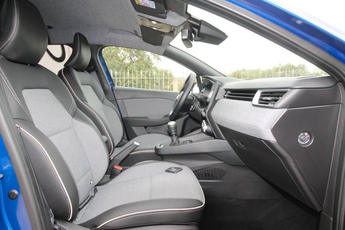 Renault Clio TCe 90 CV 5p Techno|2025