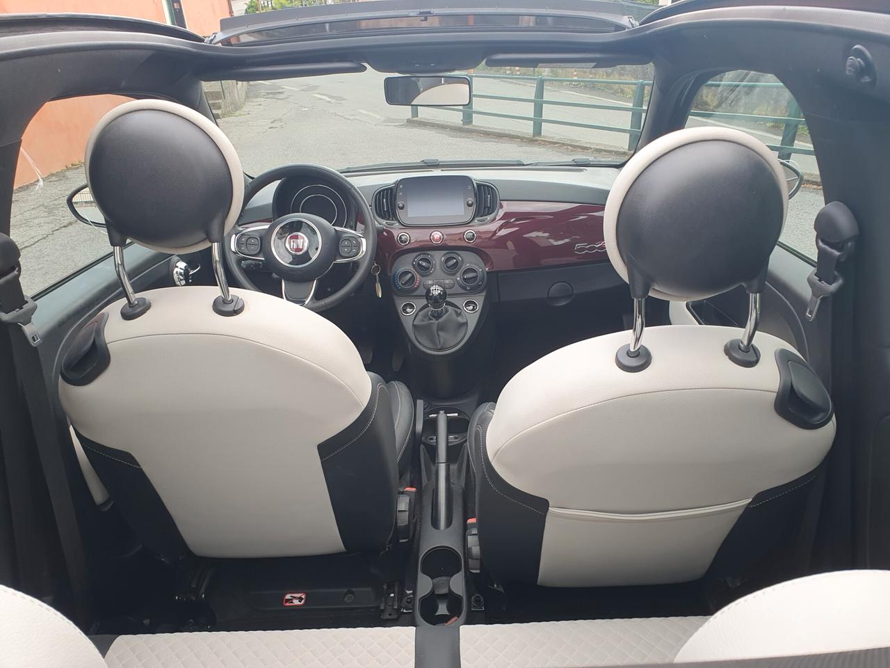 Fiat 500 C 1.0 Hybrid Dolcevita