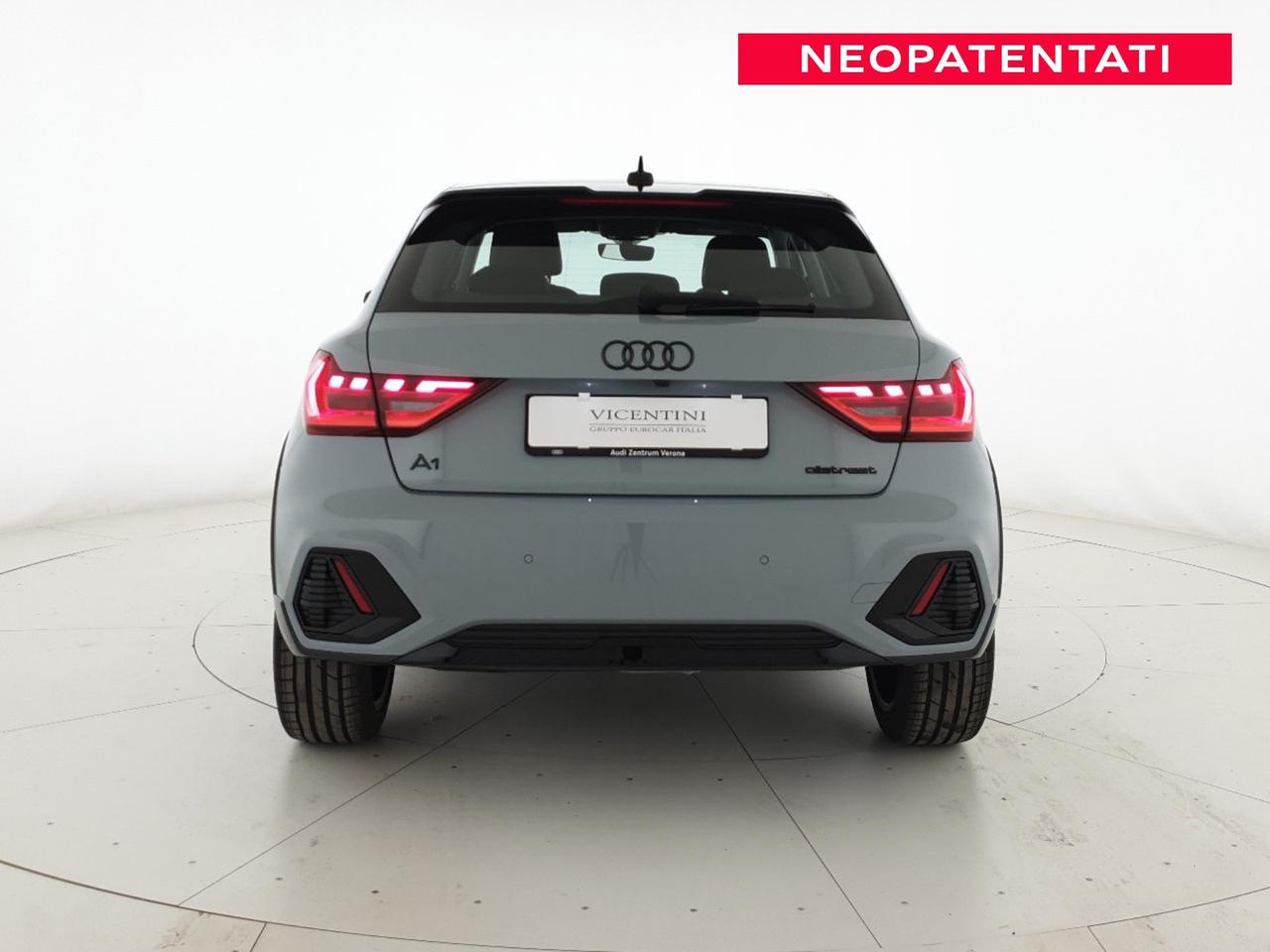 Allstreet 30TFSI 116CV S tronic Identity Contrast