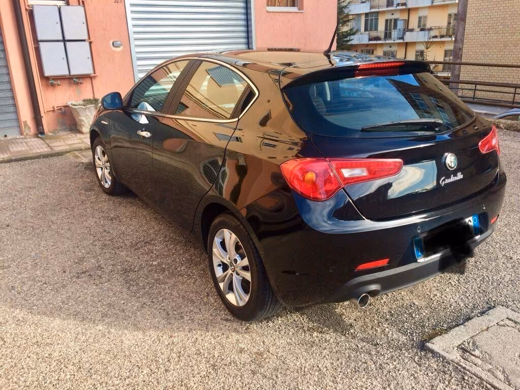 Alfa Romeo Giulietta 1.6 JTDm-2 105 CV Exclusive