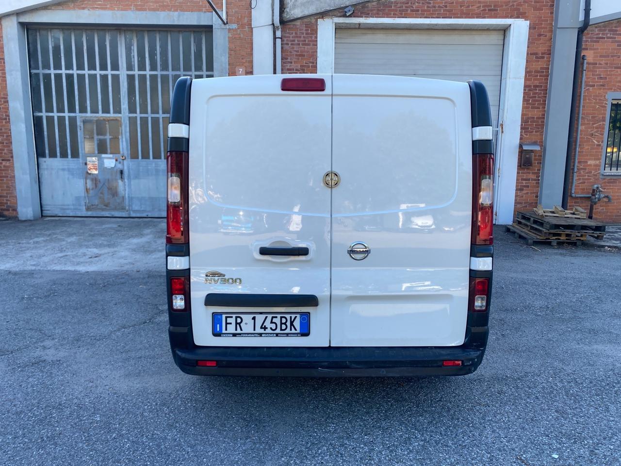 Nissan NV300 29 1.6 dCi 120CV PC-TN Van