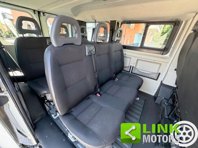 PEUGEOT Boxer 330 2.2 HDi/110CV 9 posti Combi Comfort