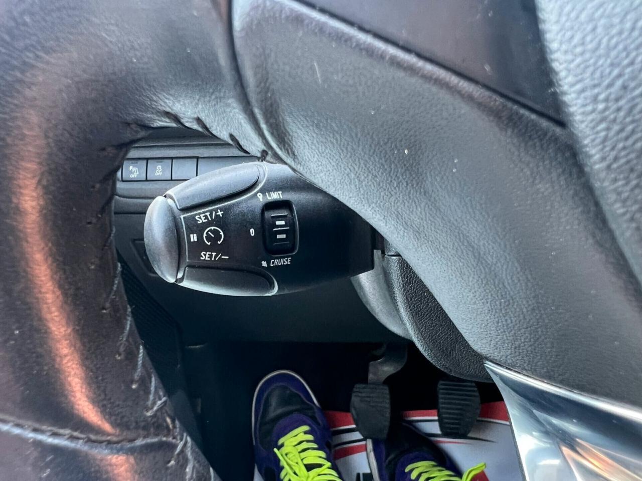 Peugeot 2008 1.6 bluehdi Active 75cv my16