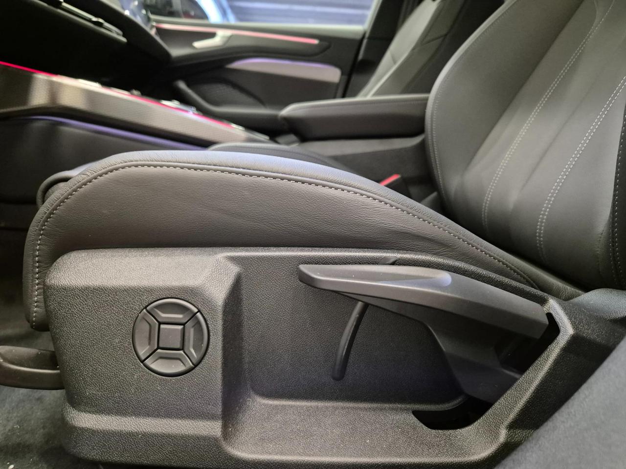 Audi A6 Avant 2.0 tdi mhev My2025 S line edition 204cv N1 s-tronic