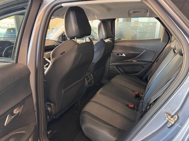 Peugeot 3008 HDi 130 EAT8 Allure 2022 iva esp
