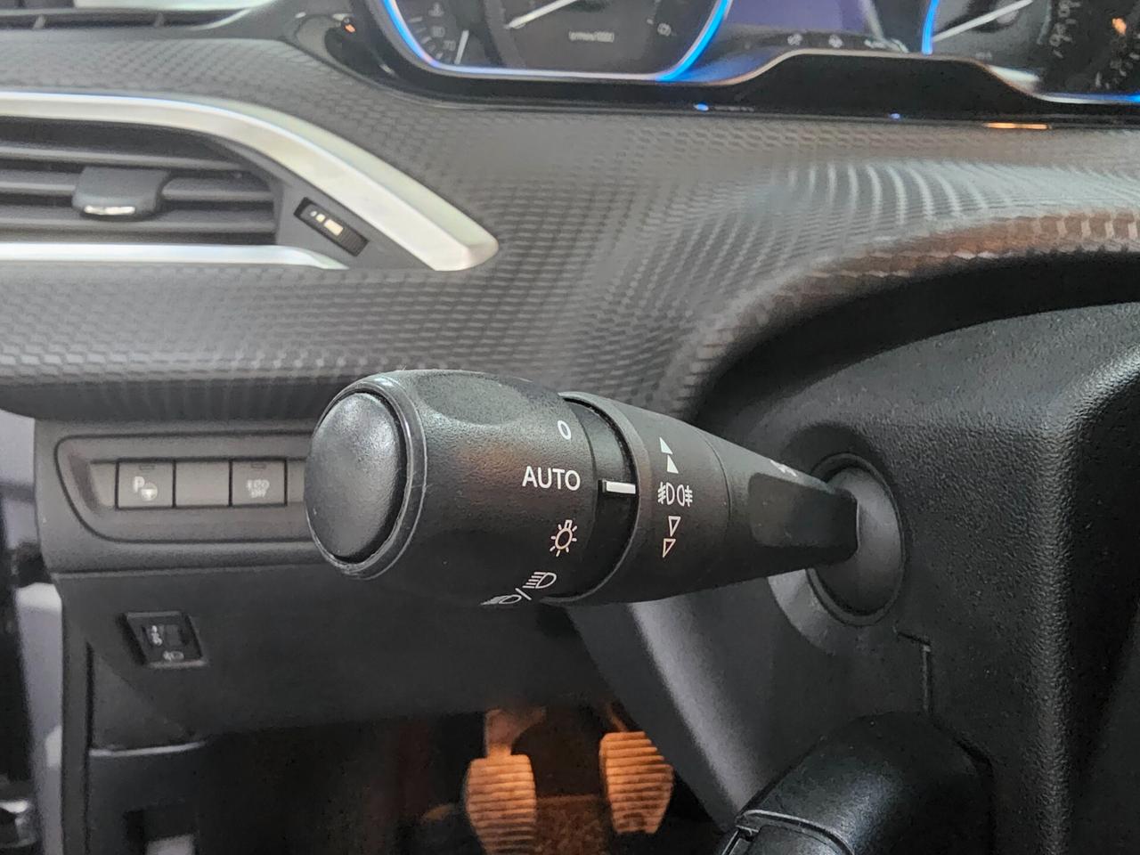 Peugeot 2008 BlueHDi 120 S&S Allure