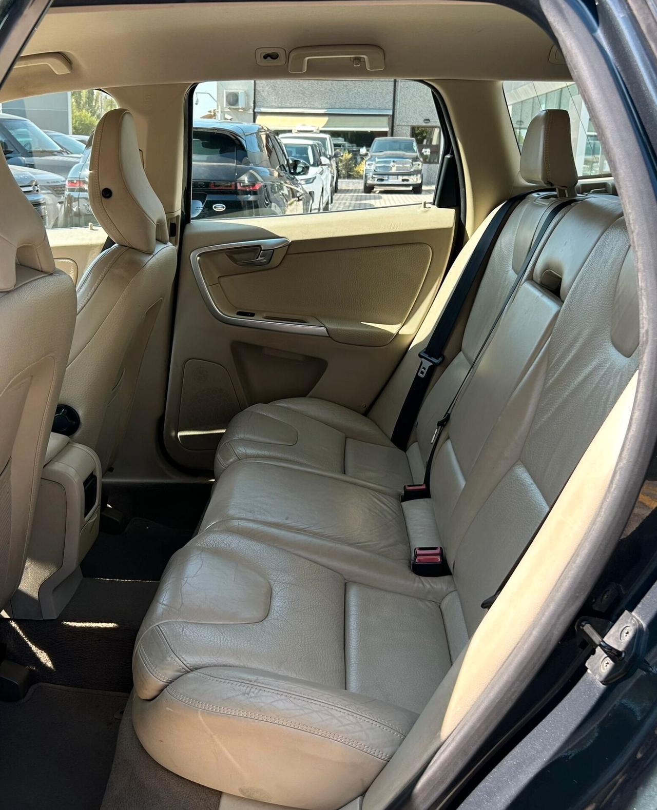 Volvo XC 60 XC60 D5 AWD Kinetic