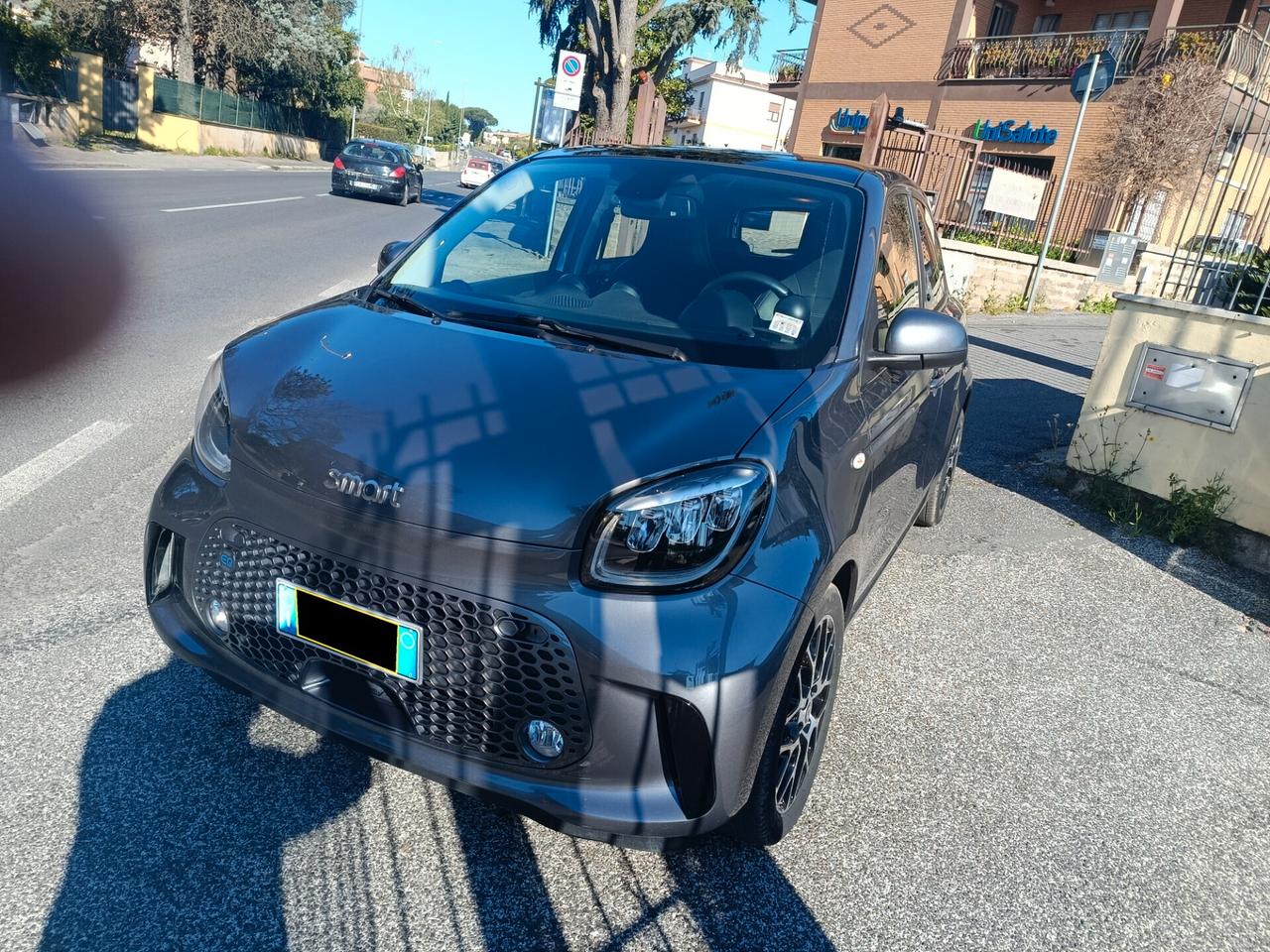 Smart ForFour EQ Pulse