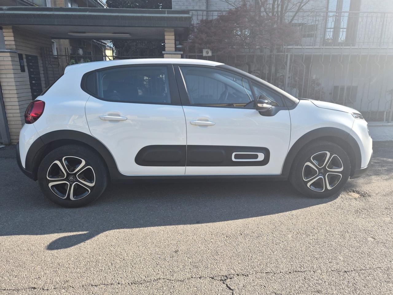 Citroen C3 PureTech 83 S&S Feel CINGHIA FATTA