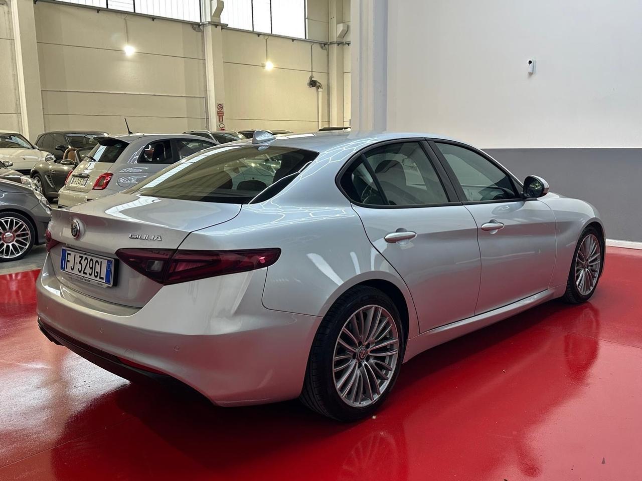 Alfa Romeo Giulia 2.2 150cv super
