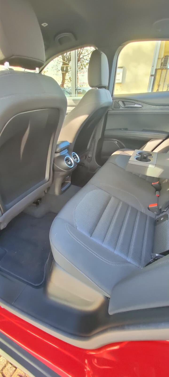 Alfa Romeo Stelvio 2.2 Turbodiesel 160 CV AT8 RWD Super Business