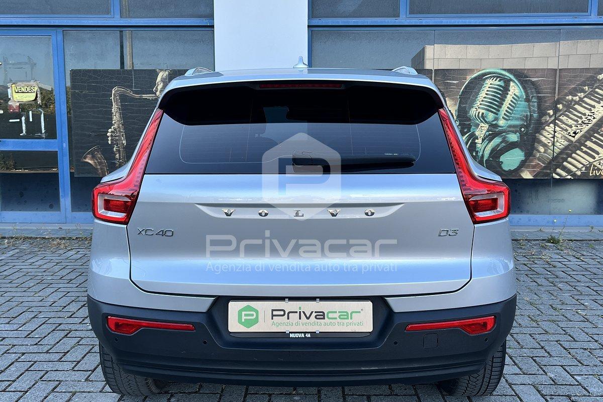 VOLVO XC40 D3 AWD Geartronic Momentum