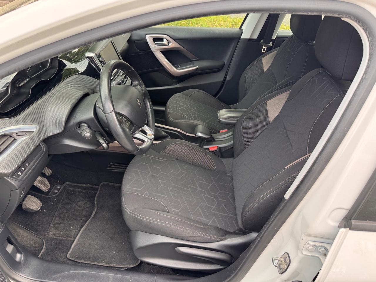 Peugeot 2008 1.6 HDI S&S URBAN CROSS garanzia 12 mesi