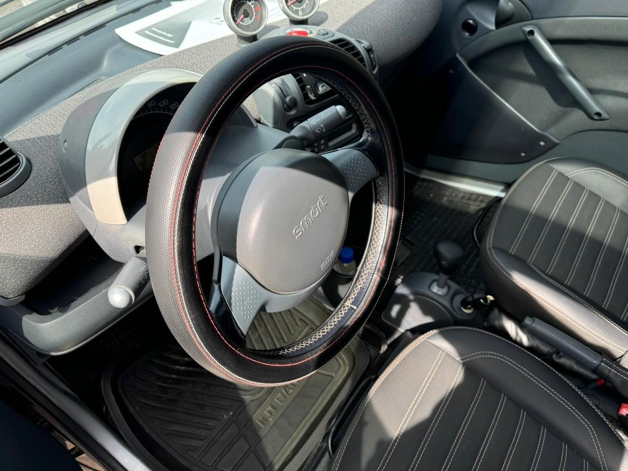 Smart ForTwo 700 coupé Brabus (55 kW)