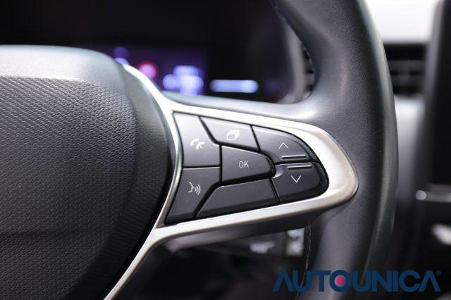 RENAULT Clio SCE 65 CV 5 PORTE EVOLUTION FARI LED NEOPATENTATI