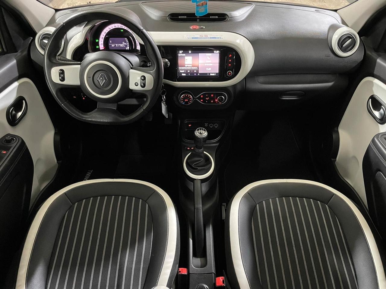 Renault Twingo SCe 65 CV Signature