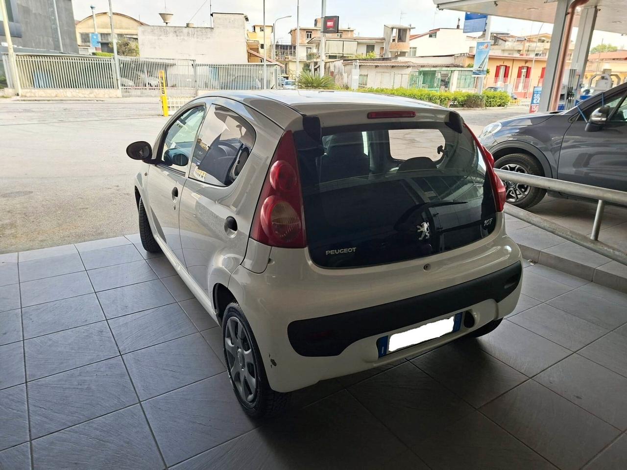 Peugeot 107